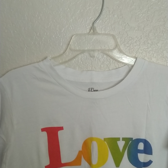 J. Crew x human rights campaign love first tee sz XL - Picture 3 of 6